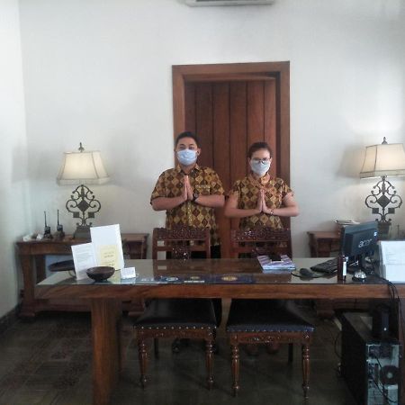 Hotel Graha Kinasih Kotabaru Джокьякарта Экстерьер фото